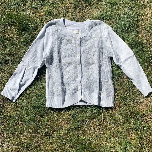 Abercrombie & Fitch Lace Sweater - Picture 1 of 9